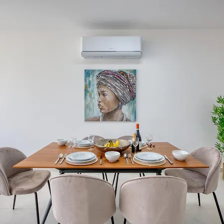 Beautiful 3 Bedroom In With Wifi 斯利马